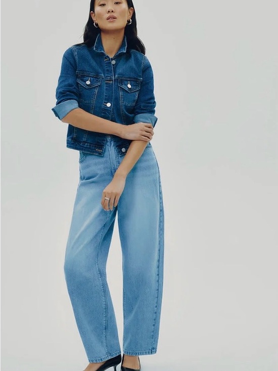 Reitmans Denim - High-Rise Barrel  Light Blue Women's Jeans - Petite